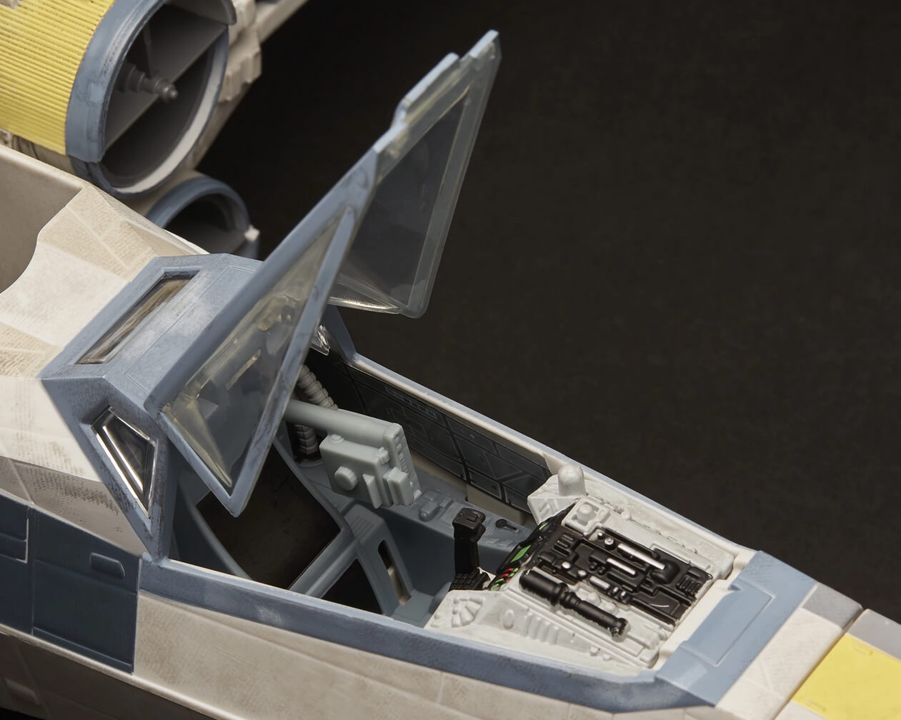 Star Wars The Vintage Collection - Luke Skywalker’s X-Wing Fighter ...